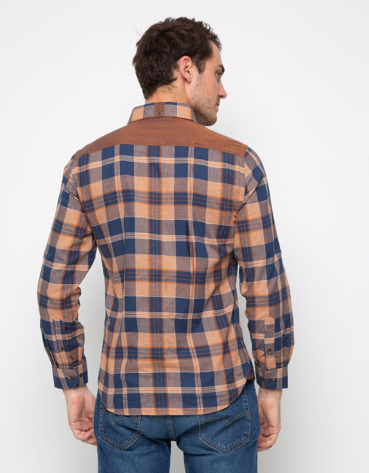 Edition Men Kemeja Pria Long Sleeve Woven Shirt