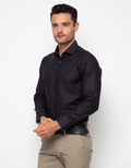 Edition Men Kemeja Pria Long Sleeve Woven Shirt