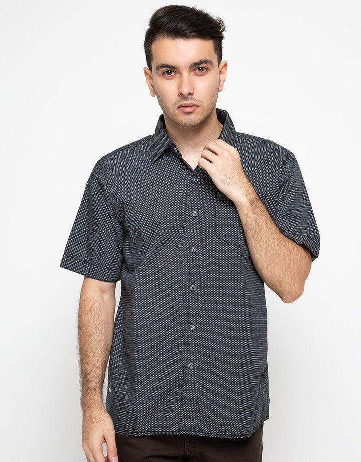LGS Man Kemeja Casual Dion