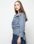Classy Jeans Logo Na