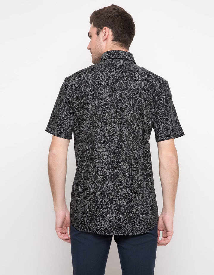 Alisan Kemeja Lengan Pendek Slim Fit Print