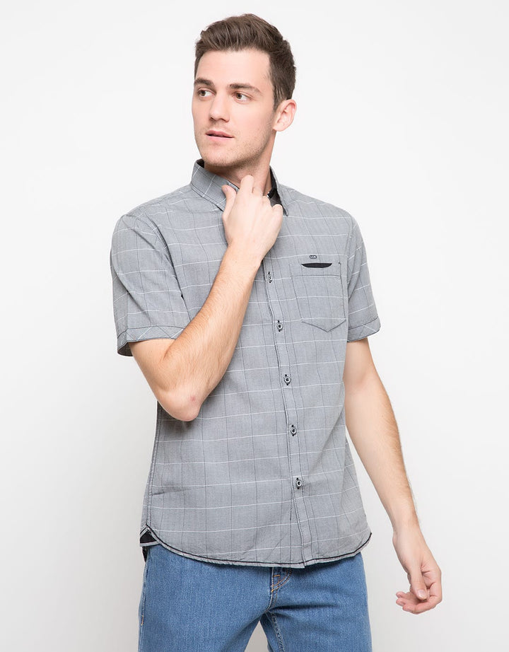 LGS Man Kemeja Lengan Pendek Plaid