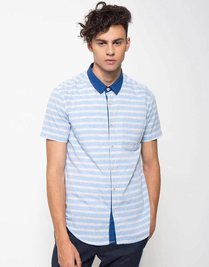 Lois Kemeja Pria Motif Salur Kerah Kontras