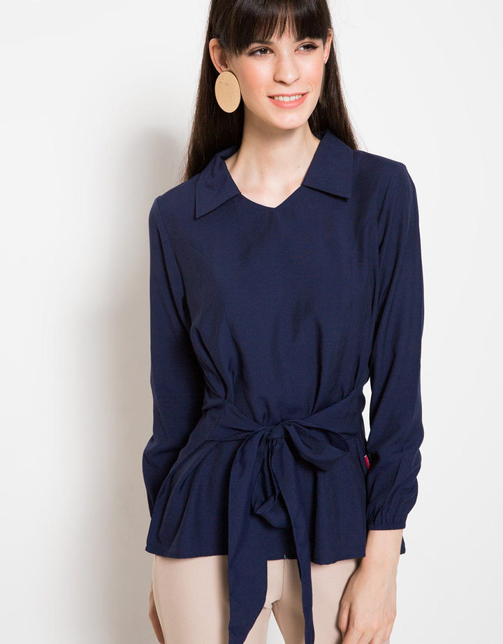 Label 9 Women's Blouses and Front Ribbons