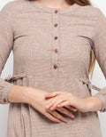 Exit Duma Dress- Cokelat