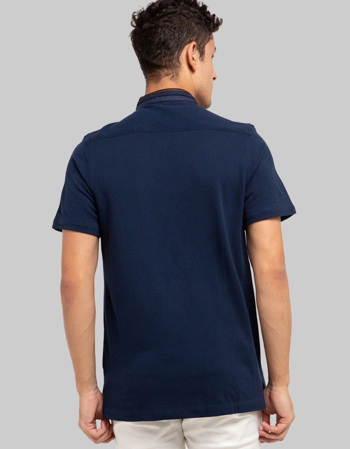 MOC Kemeja Koko Lengan Pendek Slim Fit Louttou