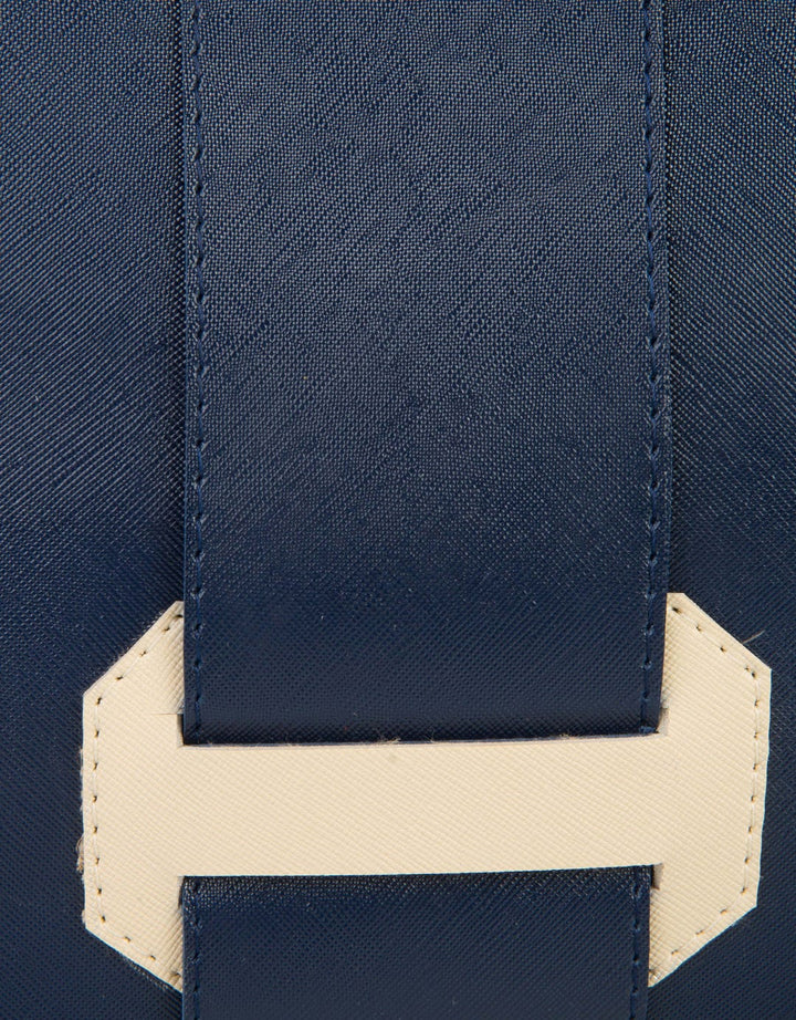Louvre Paris Sling Bag Huvine