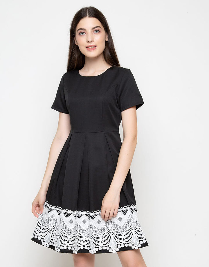 Eprise Dress Lengan Pendek Electra