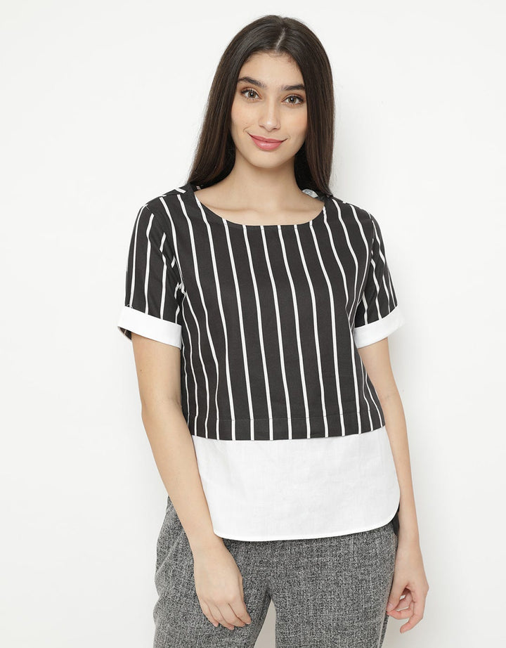 Minimal Baggy Stripe Top