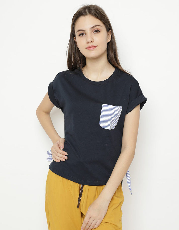 Minimal Orielle Bow Tee