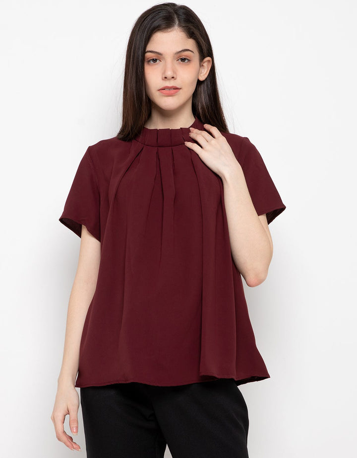 Minimal Pleated Collar Top