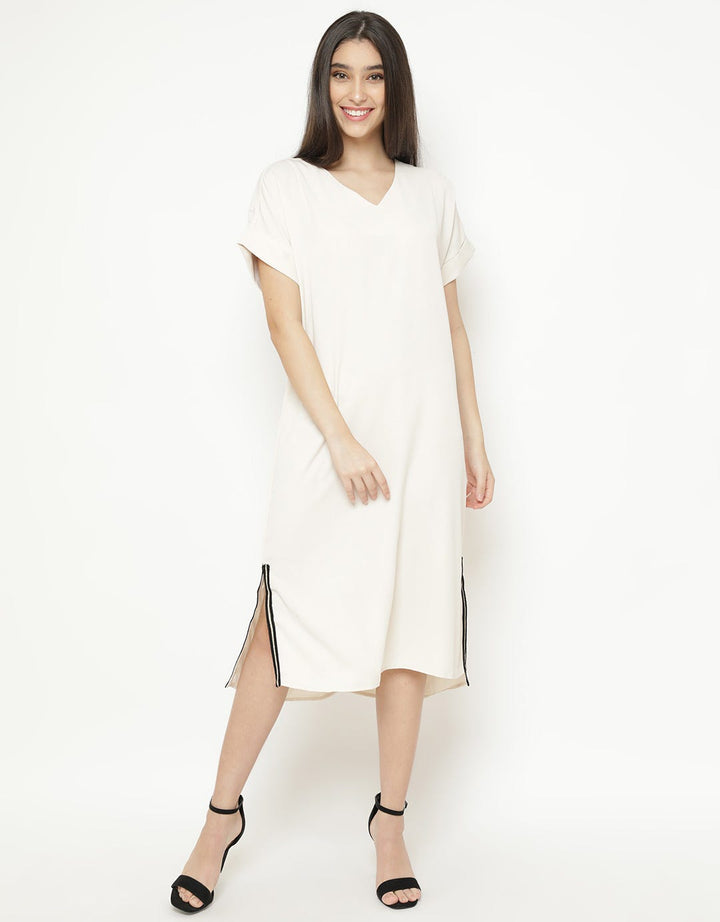 Minimal Tee-Dress V-Neck