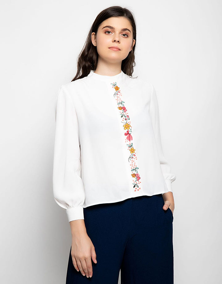 Minimal Vertical Embroidery Shirt