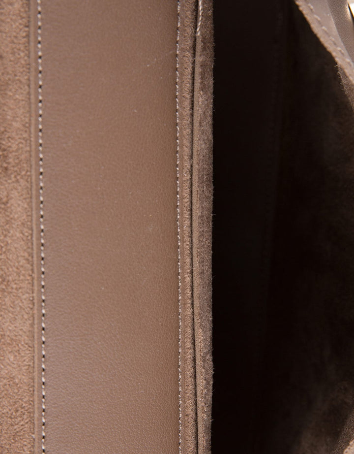 MKY Clothing Handbag Wanita Detail Leather Button