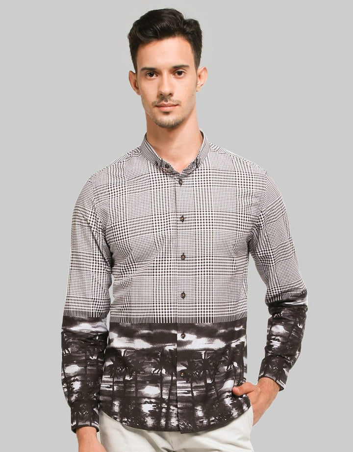MOC Slim Fit Barista Long Sleeve Shirt