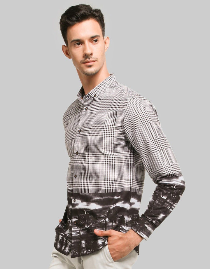 MOC Slim Fit Barista Long Sleeve Shirt