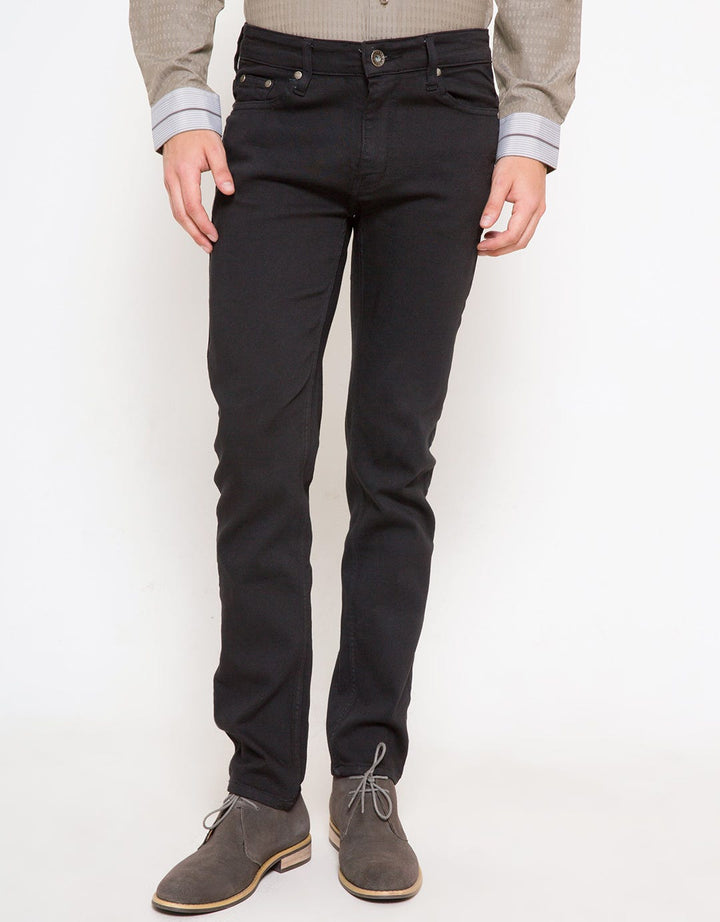 KIWSF 607 SFS HITAM