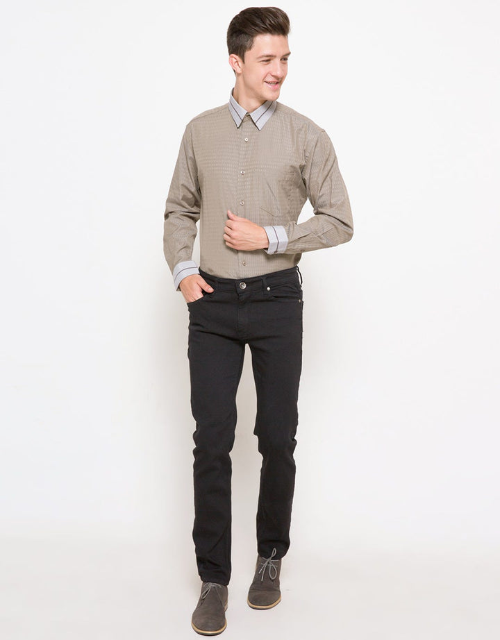 KIWSF 607 SFS HITAM