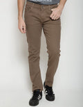 Nevada Twill Denim Celana Panjang Pria