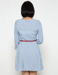 Ninety Degrees Dress Tanpa Lengan