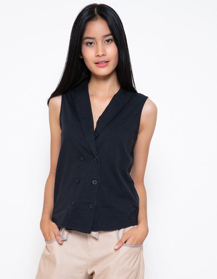 Ninety Degrees Erebus Sleeveless Vest
