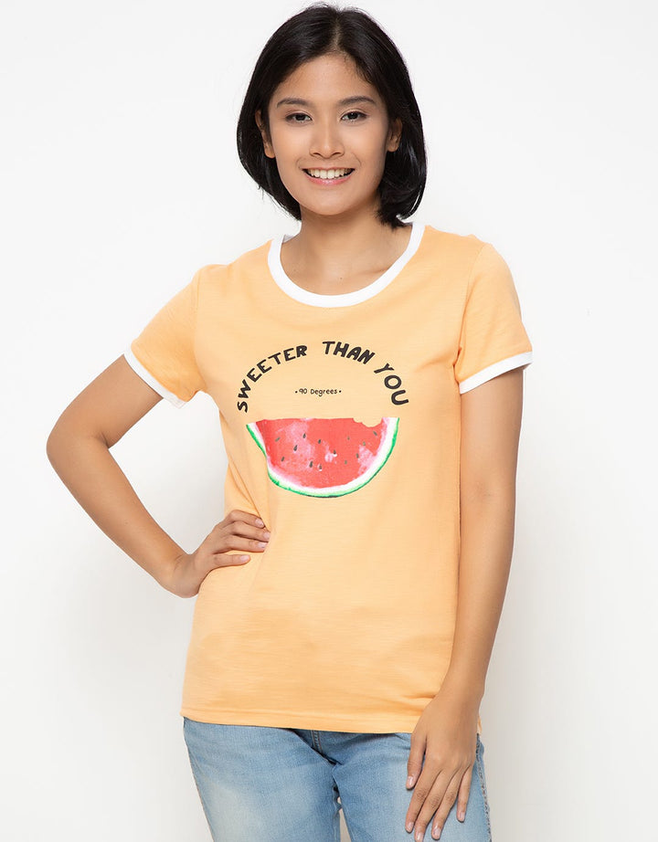 Ninety Degrees T-shirt Detail Print