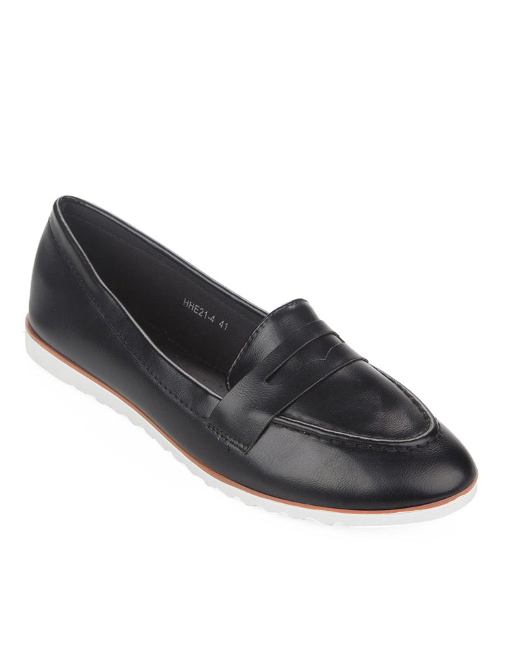 Peter Keiza Sepatu Slip On Detail Front Strap