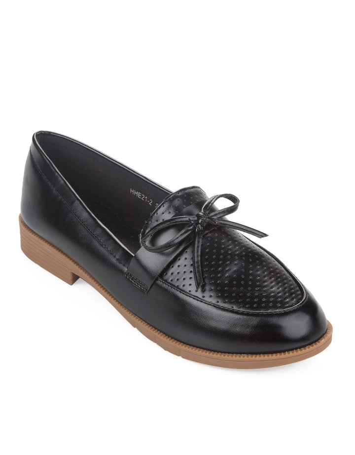 Peter Keiza Slip On Detail Pita