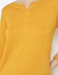LS SQUARE TEXTURED T
