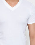 PT5317 V-NECK PC WHI