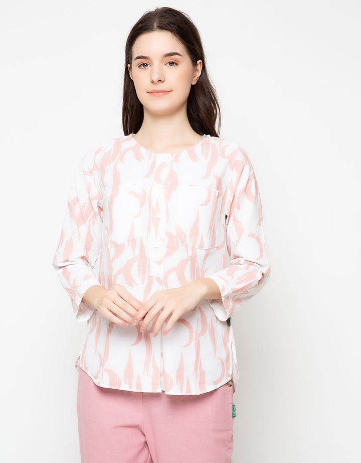Point One Debbie Floral Blouse