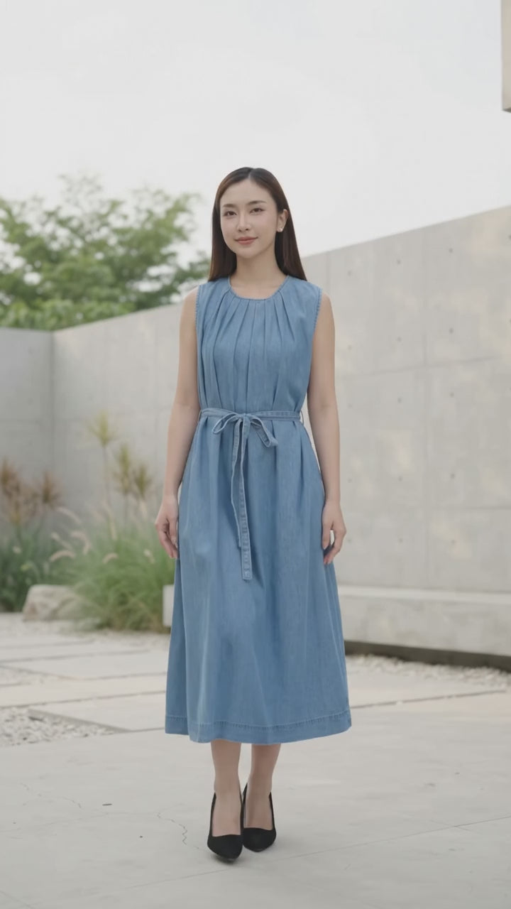 Suko Sleeveless Pleated Neck Dress Denim Wanita