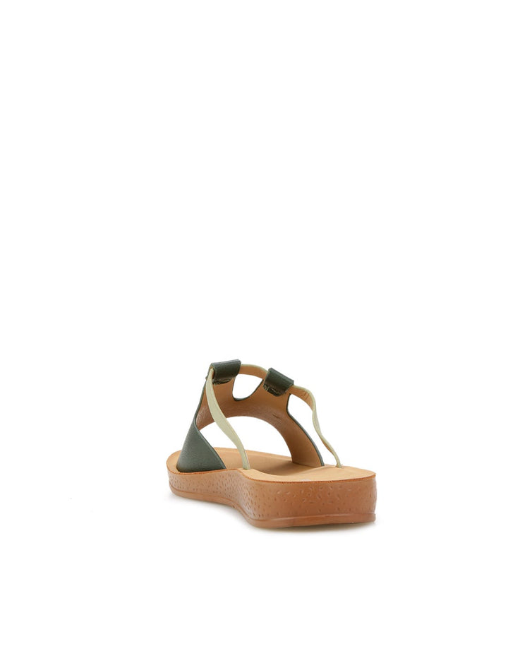 St. Yves Slipper Sandal Wanita