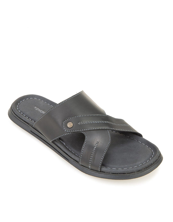 Yongki Komaladi Bastian Sandal