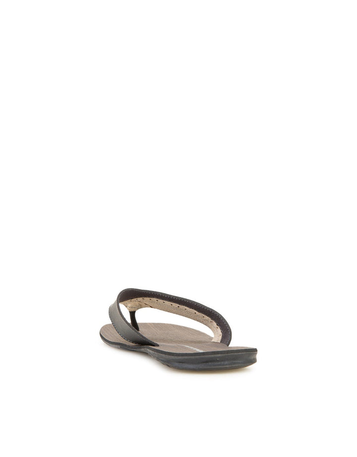 Yongki Komaladi Gavin Sandal