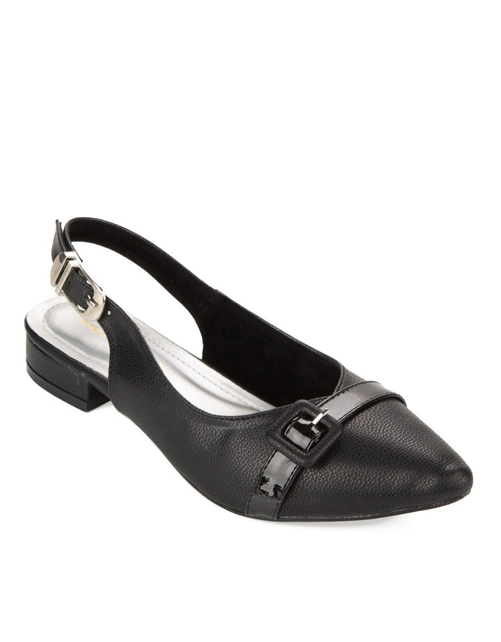 Yongki Komaladi Niana Sandal