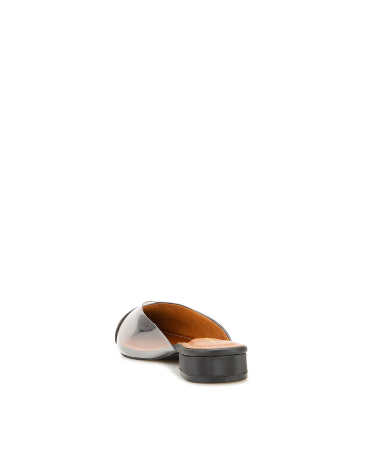 Yongki Komaladi Zelia Sandals