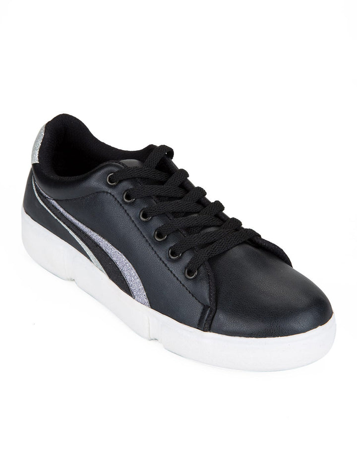 Yongki Komaladi Davira Sneakers