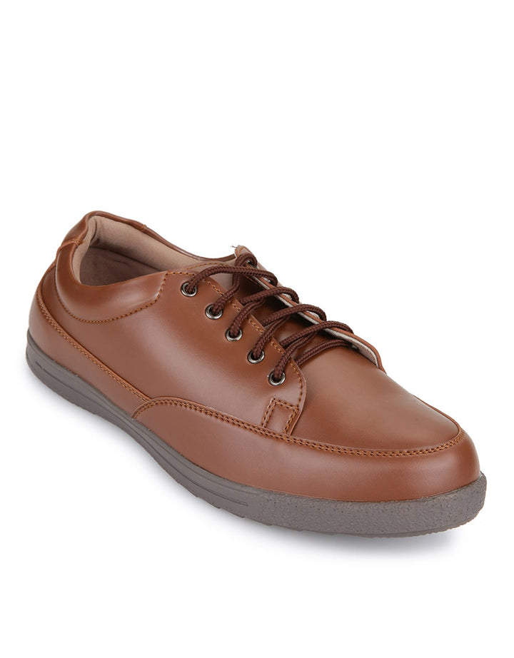 Yongki Komaladi Sepatu Sneakers Kavin