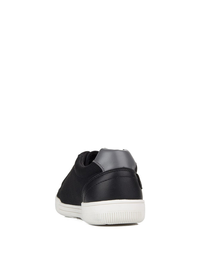 SNEAKERS FOR MEN