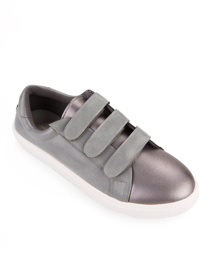 Yongki Komaladi Fanda Sneakers