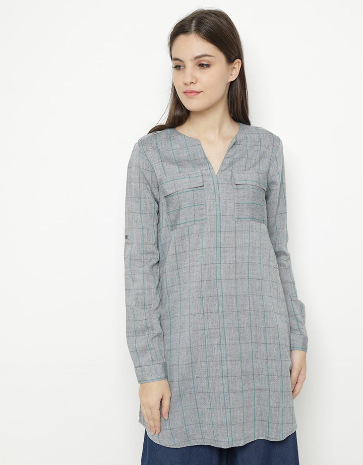 Sophistix Kalin Long Top
