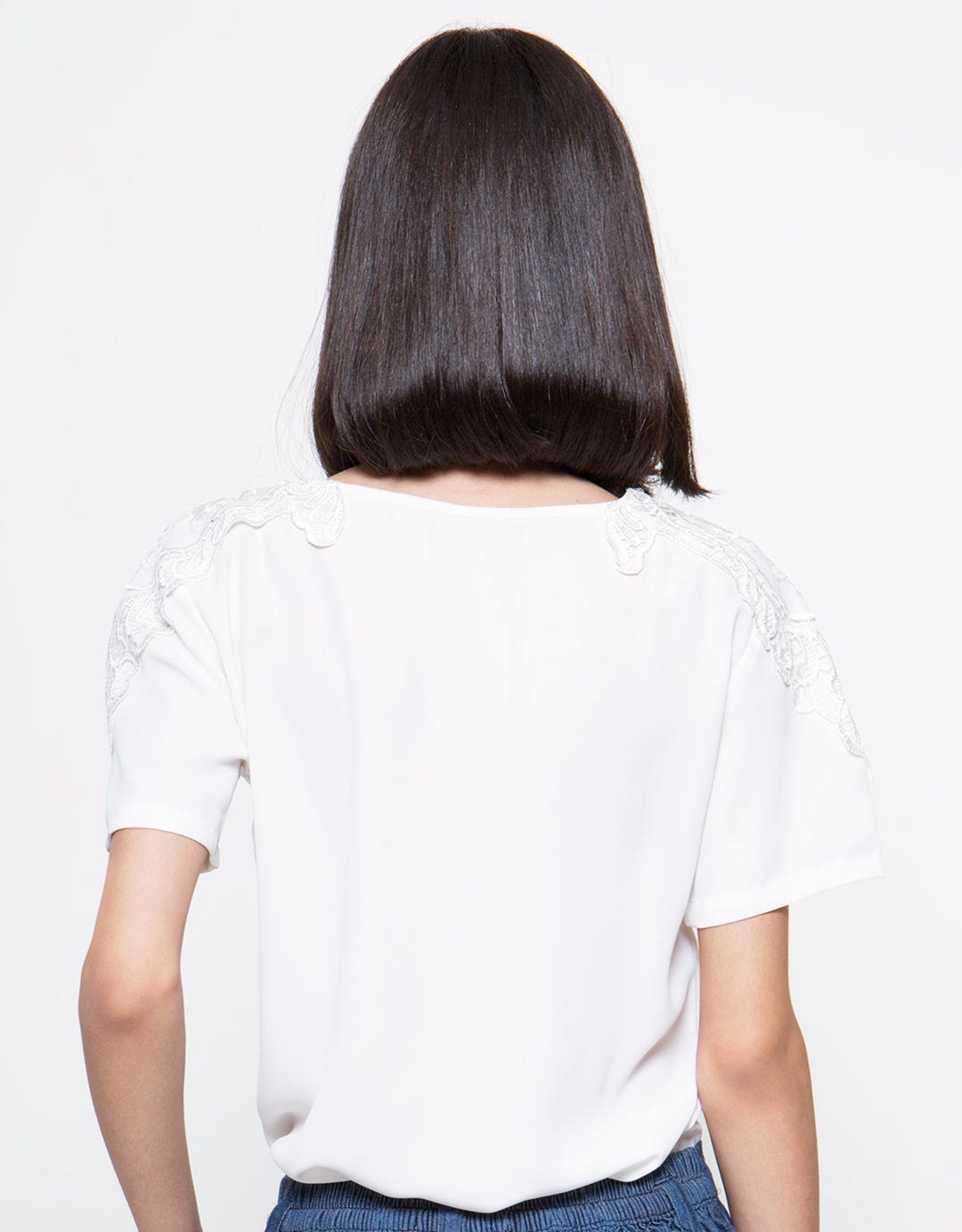 VSC TOP LACE SHOULDE