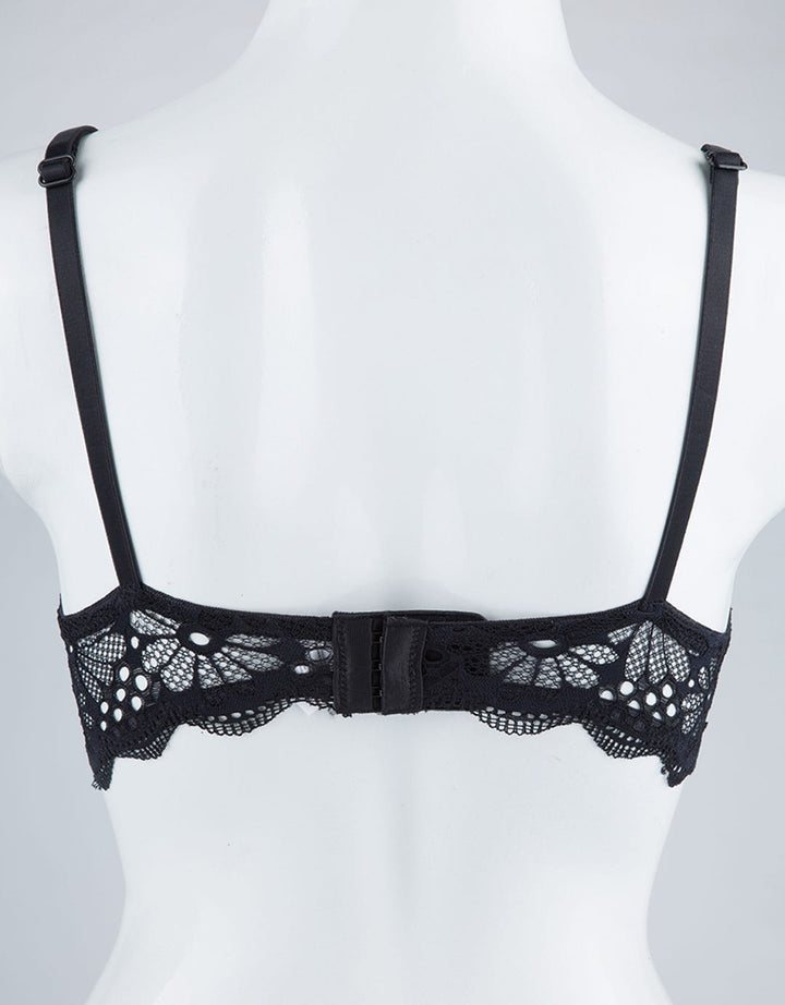 St. Yves Wire Lace 3 Per 4 Cup Bra