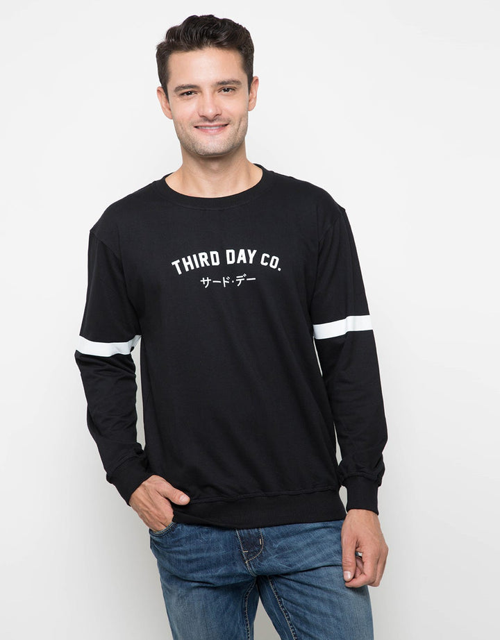 Third Day Co Men Sweater Tdco