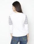 T Zone Kaos Ethnic Wanita