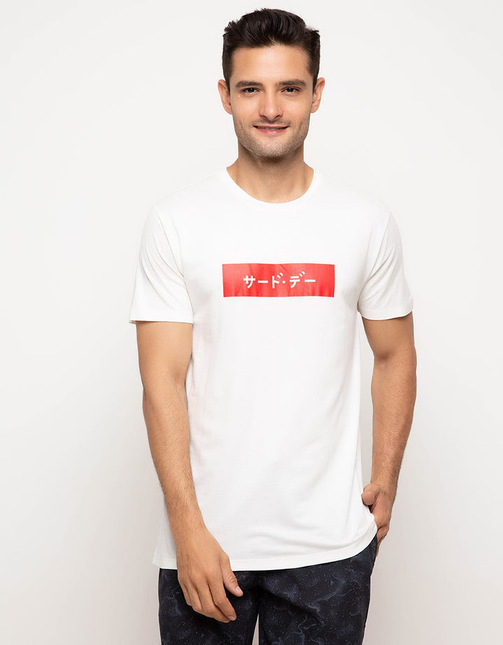 Third Day Co Kaos Pria Unisex Katakana Merah Inverted