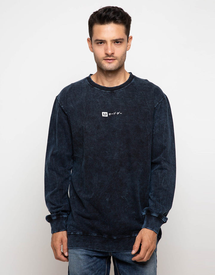 Third Day Co Wash Sweater Nlogo