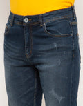 Triple Celana Jeans Stretch Slim Fit (305 828 Mdm)