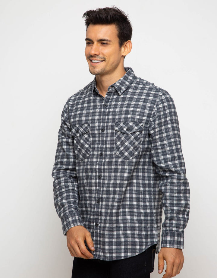 Triple Kemeja Flanel Lengan Panjang Slim Fit (Ls 438 Blk)